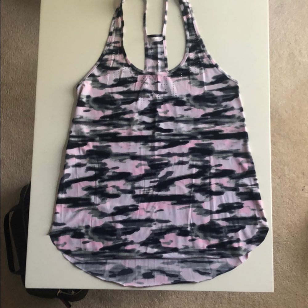 Lululemon camo tank